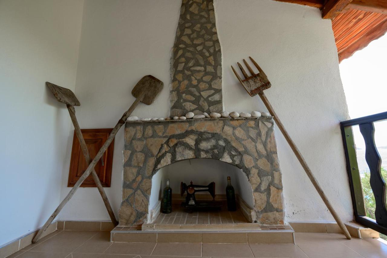 Ankh Pension Kaleucagiz Bagian luar foto