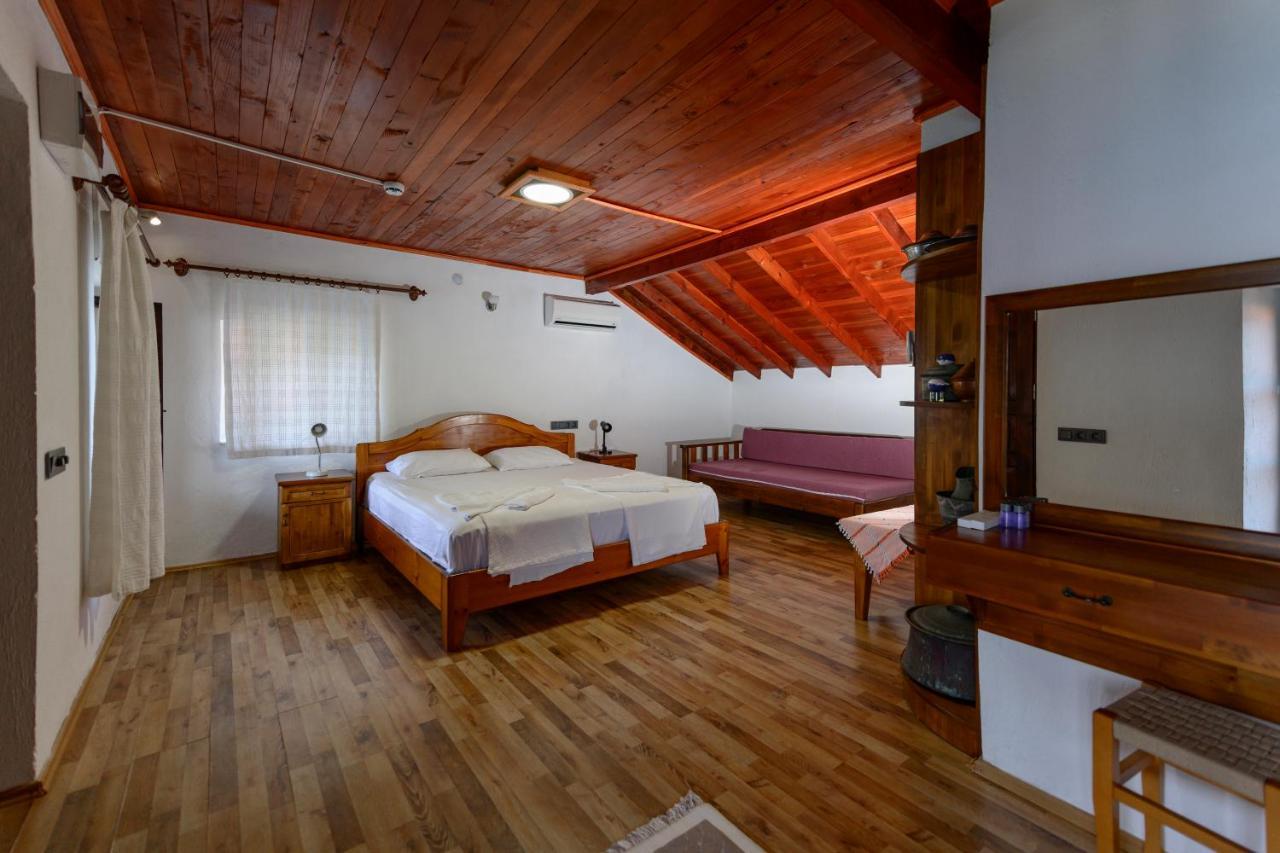 Ankh Pension Kaleucagiz Bagian luar foto