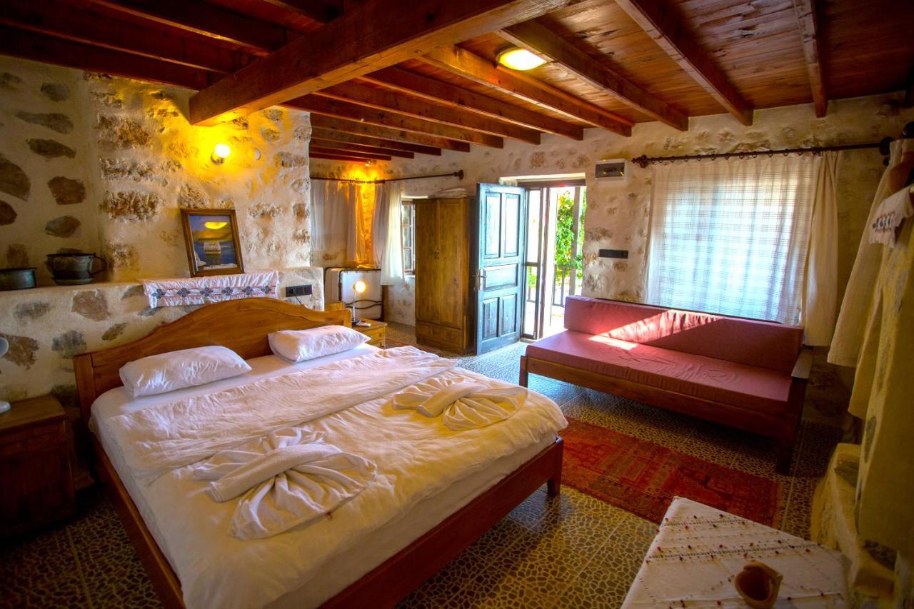 Ankh Pension Kaleucagiz Bagian luar foto